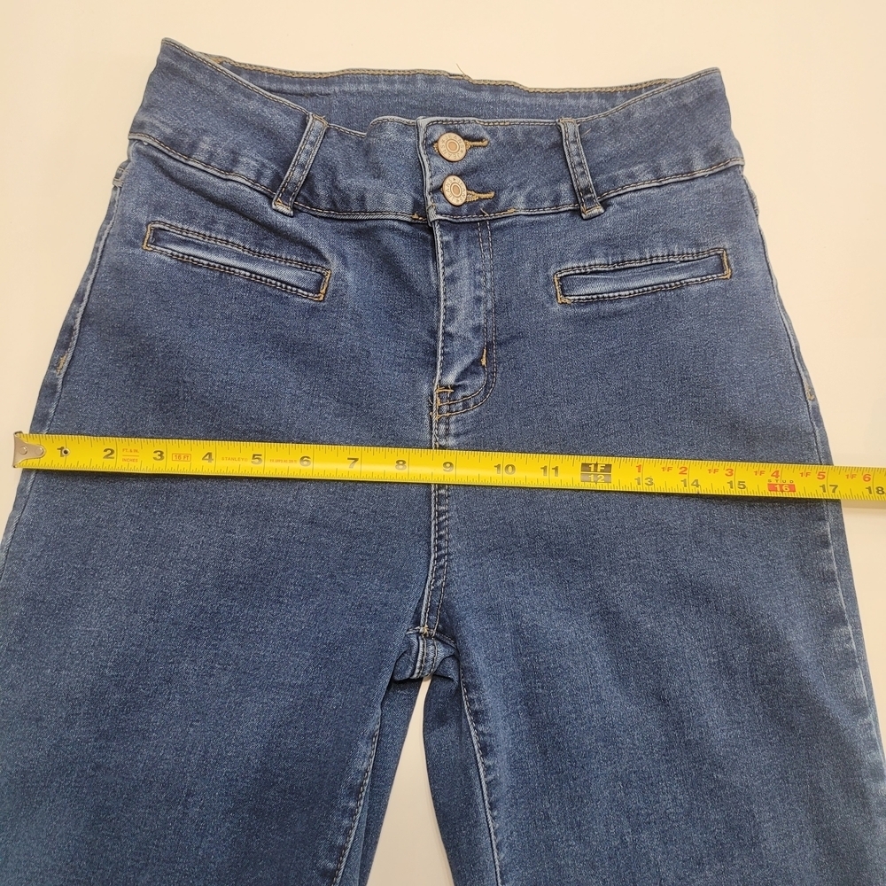 Elegant Indigo Women's Straight Leg Jeans Size 6 - Picture 9 of 14